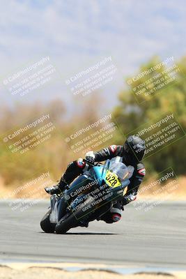 media/May-15-2022-SoCal Trackdays (Sun) [[33a09aef31]]/Turn 7 (1145am)/